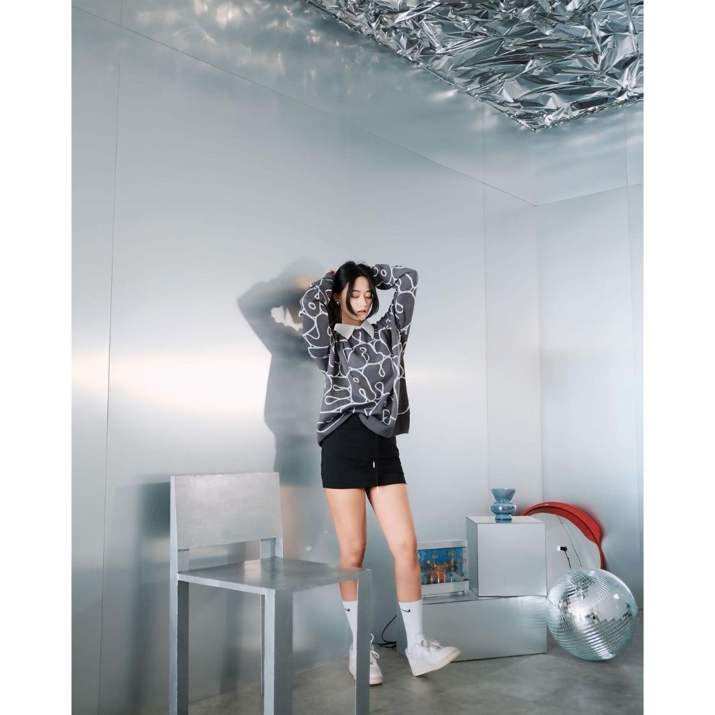 PEANUT STAIN - All Over Grey Oversized Knit Sweater