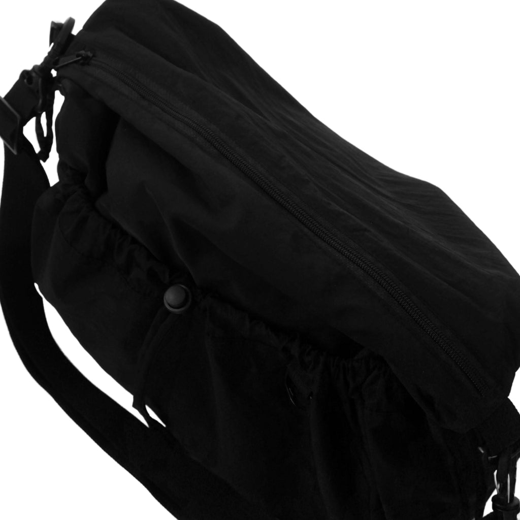 PEANUT STAIN - Hiding Peanut Black Sling Bag