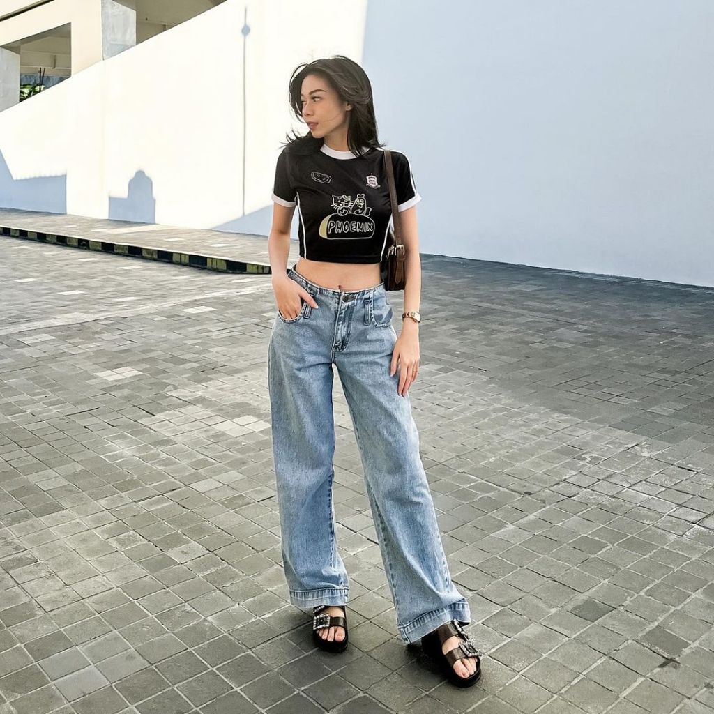 PEANUT STAIN - Team Black Crop Top Jersey