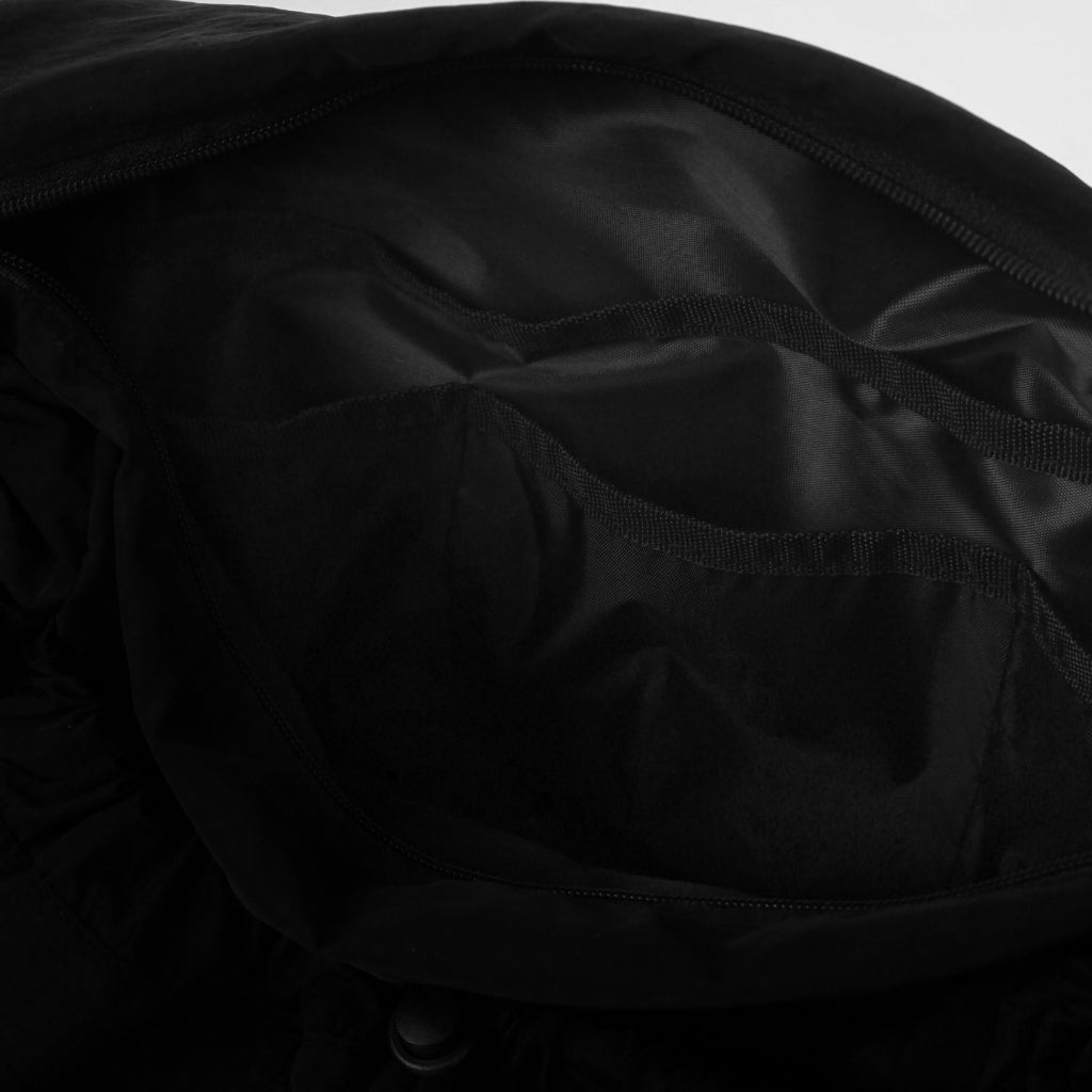 PEANUT STAIN - Hiding Peanut Black Sling Bag