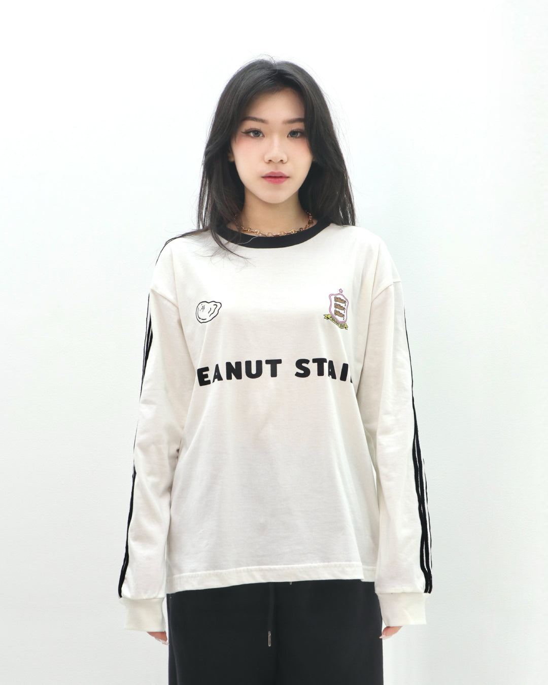 PEANUT STAIN - 4 Stripes Arm Ivory Boxy Long Sleeve Tshirt