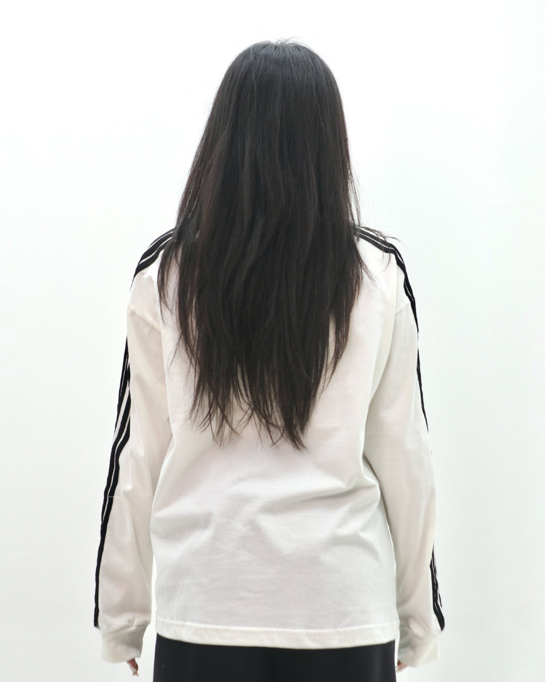 PEANUT STAIN - 4 Stripes Arm Ivory Boxy Long Sleeve Tshirt