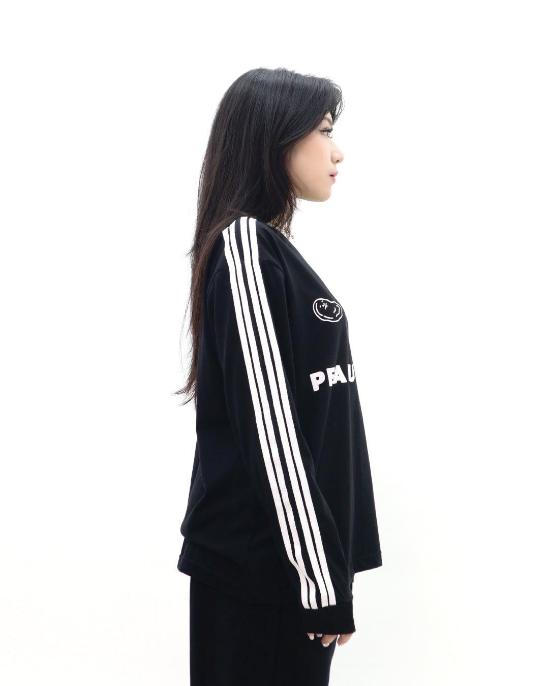 PEANUT STAIN - 4 Stripes Arm Black Boxy Long Sleeve Tshirt