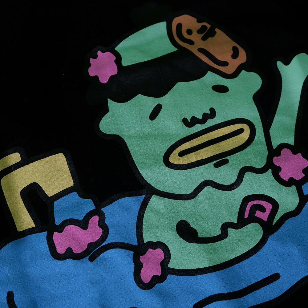 PEANUT STAIN - Aquarius Zodiac Black Oversized Tshirt