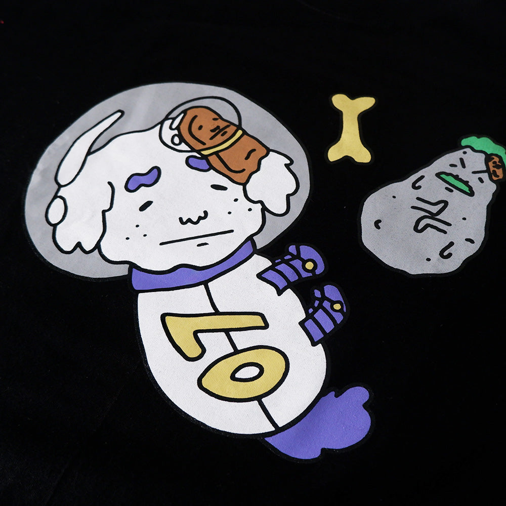 PEANUT STAIN - Feels Like FLoating Black Wide Shoulder Oversized Tshirt