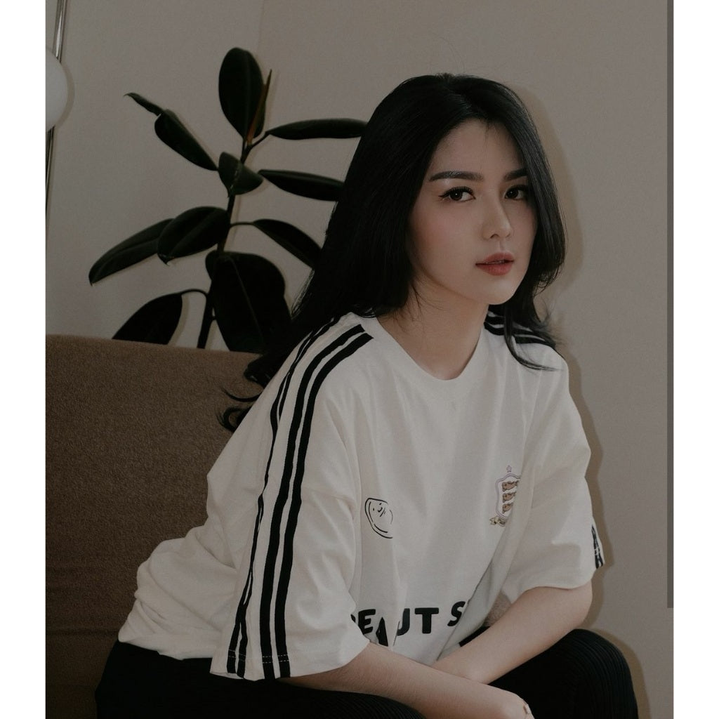 PEANUT STAIN - 4 Stripes Arm Ivory Oversized Tshirt