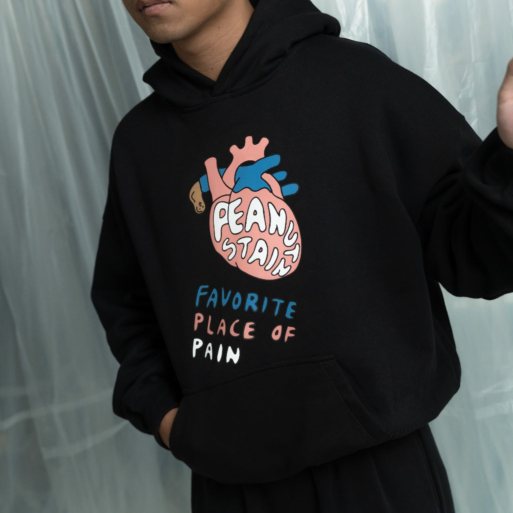 PEANUT STAIN - Internal conflict heart black boxy oversized hoodie