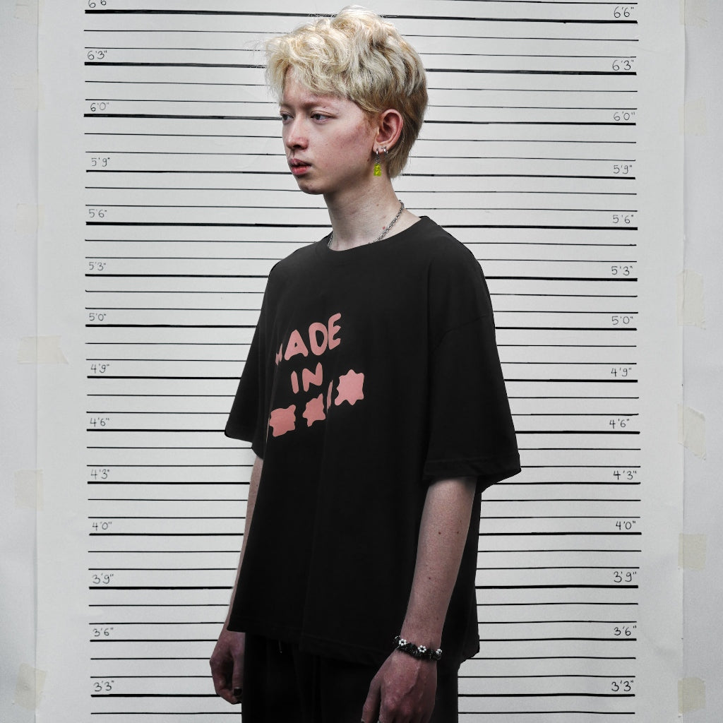 PEANUT STAIN - Fakenut Stain Made In Asterisk Black Boxy Oversized Tshirt